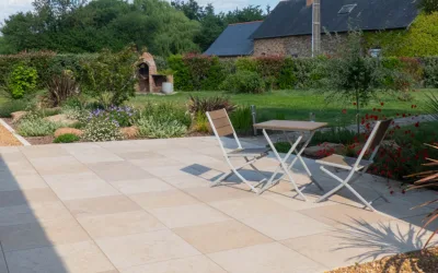 Tout savoir sur la terrasse en grès cérame : avantages, pose et entretien